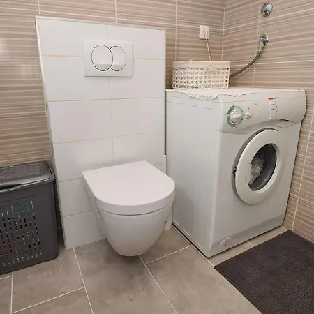 Kampo Apartman *